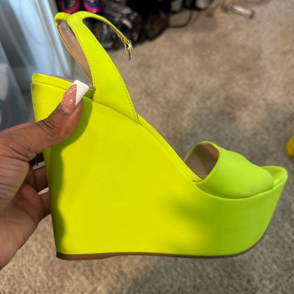 Aldo Yellow Wedge Sandals Bold Platform Design